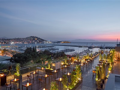 Doubletree By Hilton Kuşadası