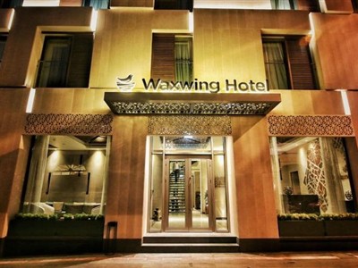 Waxwing Hotel