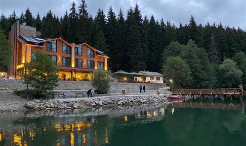 Şavşat Karagöl Hotel Artvin Şavşat Meşeli