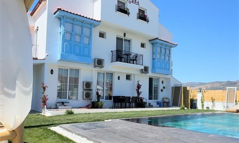 Villa Egella İzmir Dikili Cumhuriyet Mah.