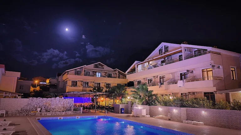 Altınkum Tatil Konakları Balıkesir Avşa Adası Yiğitler Mahallesi