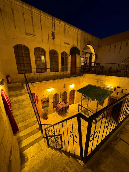 Ayataç Otel Şanlıurfa Eyyübiye Kadıoğlu Mahallesi