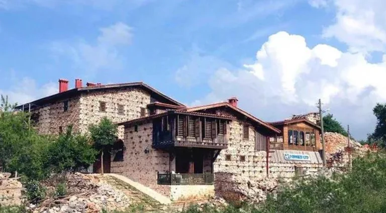 Ayşe Naz Hanım Konağı Antalya Akseki Sarıhacılar