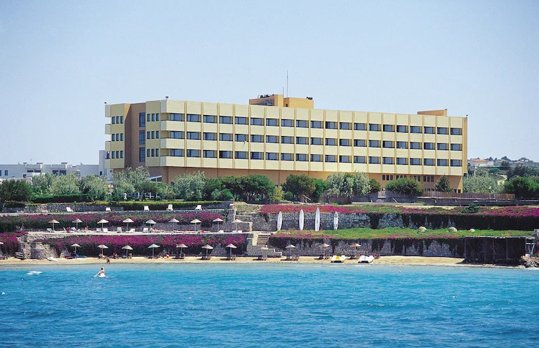 Babaylon Hotel İzmir Çeşme Çiftlikköy
