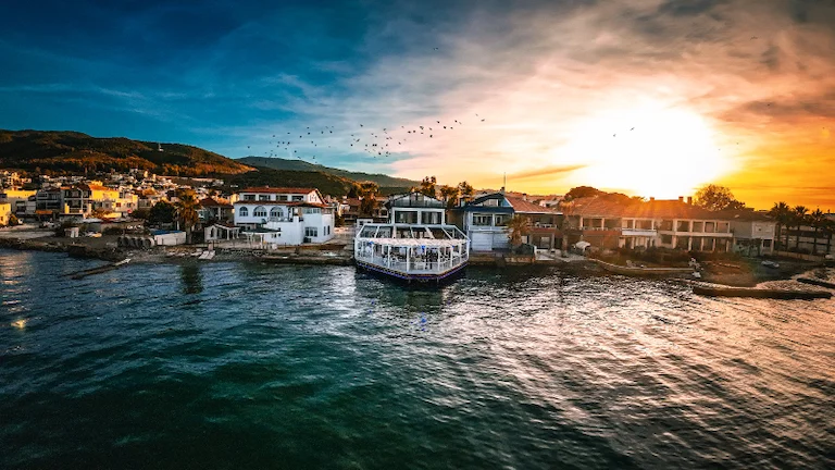 Black Lotus İzmir İzmir Narlıdere Limanreis