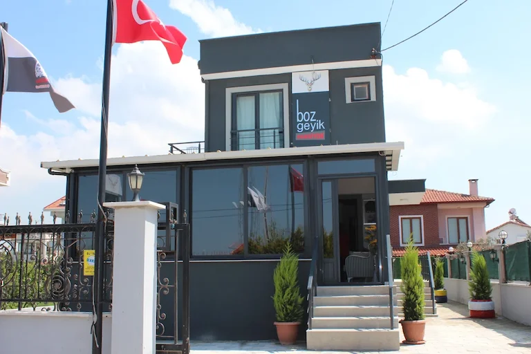 Boz Geyik Suit Apart Çanakkale Ezine Geyikli