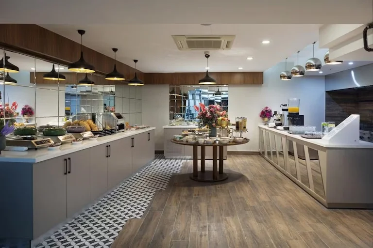 İzz Hotel Koşuyolu İstanbul Kadıköy Koşuyolu