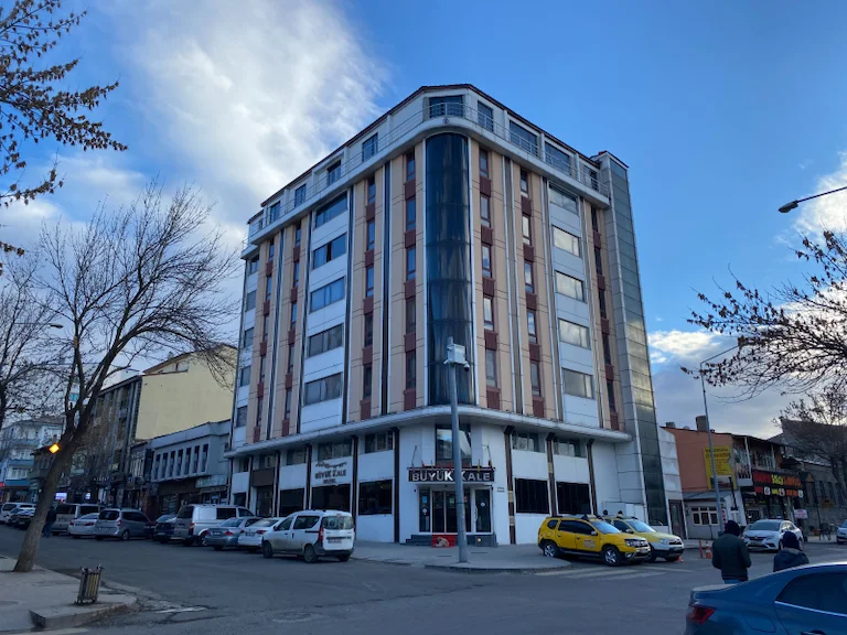 Büyük Kale Otel Kars Kars Merkez Yusufpaşa Mahallesi