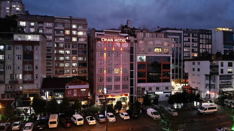 Cihan Hotel Artvin Hopa Merkez Kuledibi