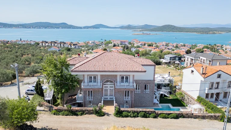 Cunda Piano Otel (+13 Adults) Balıkesir Ayvalık Cunda Adası