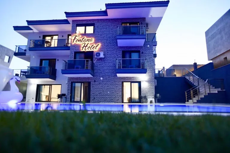 Fontana Hotel İzmir Çeşme Fener Burnu