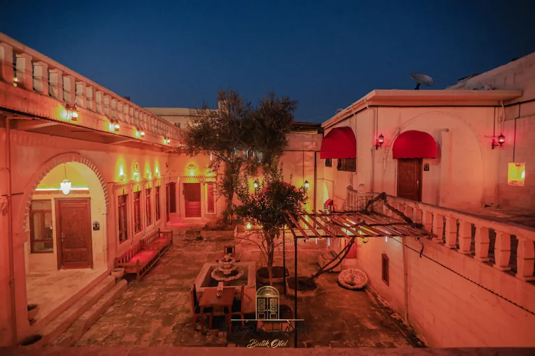 Kasrı Hayat Otel Şanlıurfa Eyyübiye Bıçakçı