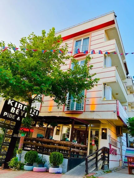 Kırmızı Beyaz Apart Yalova Armutlu Armutlu Karşıyaka