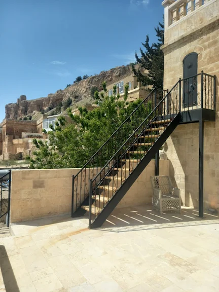 Mec Konağı Mardin Artuklu Medrese
