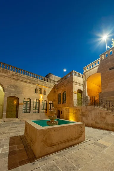 Narlı Ev Butik Otel Şanlıurfa Eyyübiye Bıçakçı