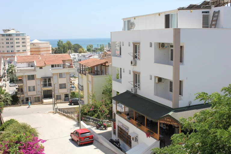 Özge Pansiyon Aydın Didim Çamlık Mahallesi