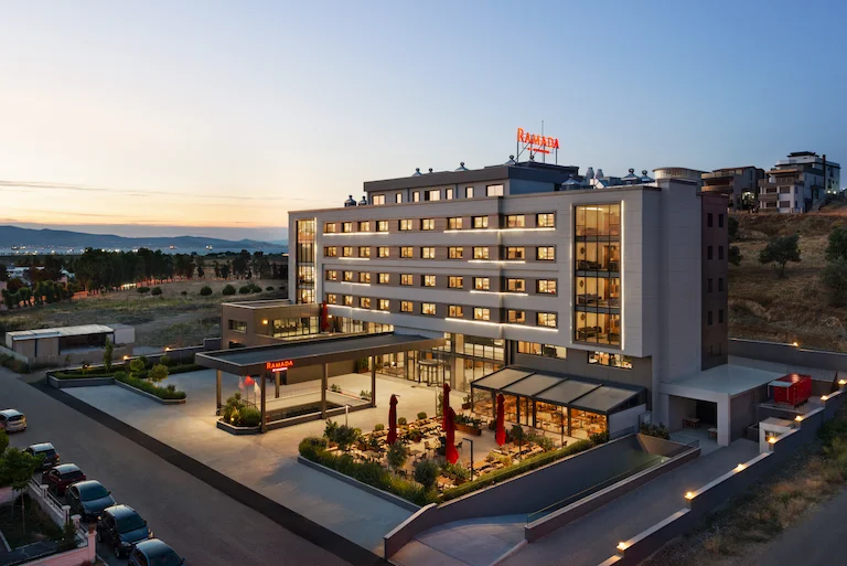 Ramada By Wyndham İzmir Aliağa İzmir Aliağa Yalı Mahallesi