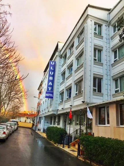 Ulubat Castle Hotel İstanbul Fatih Mevlanakapı
