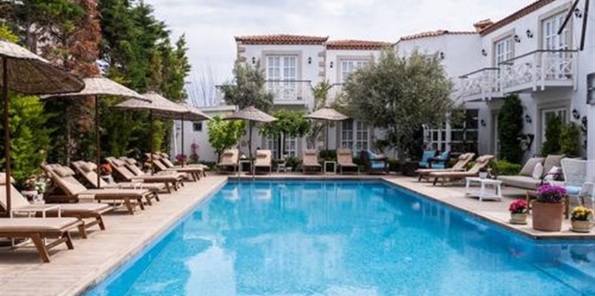 Alaçatı Bay C Hotel İzmir Çeşme 