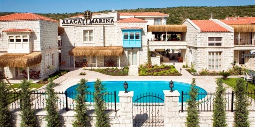 Alaçatı Marina Palace İzmir Çeşme 