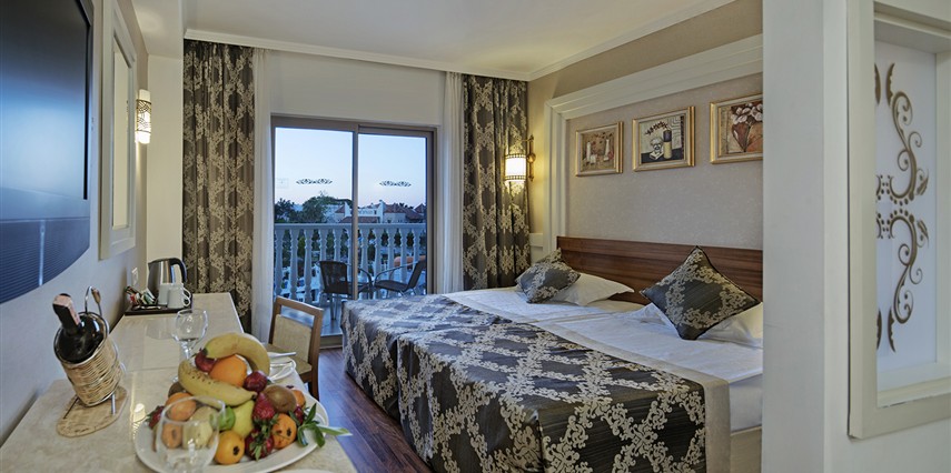 Alba Queen Hotel Antalya Side.