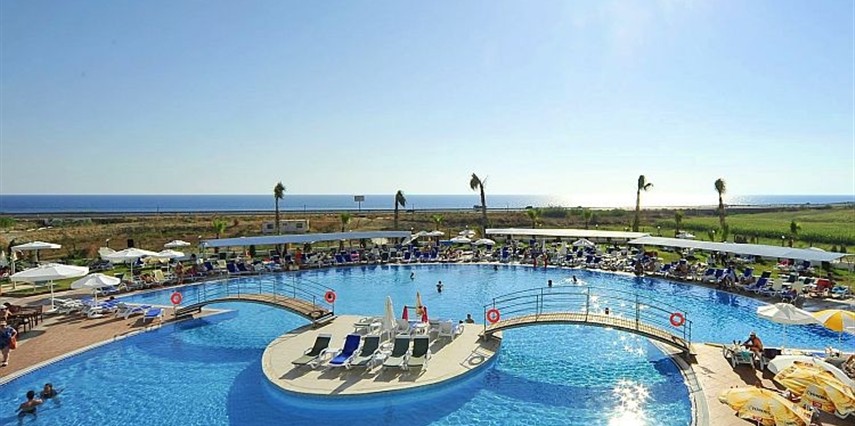 Цензор Beach Resort