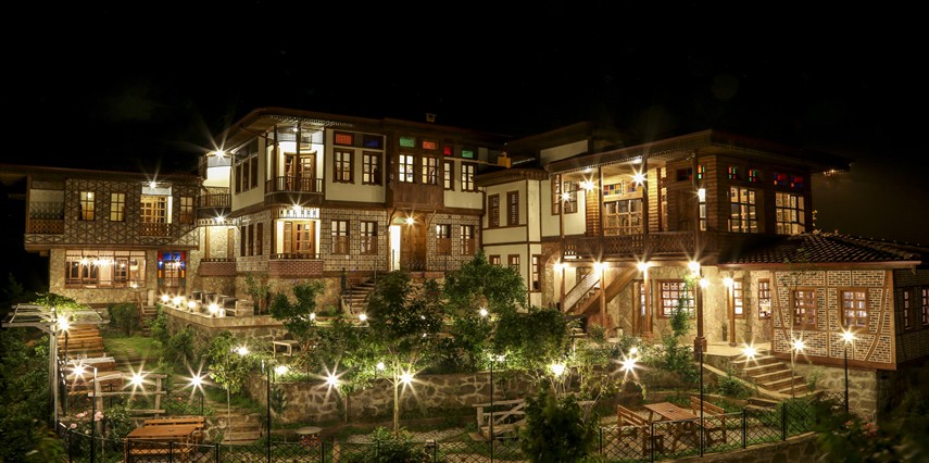 Kaf Dağı Konak Otel Rize Derepazarı 