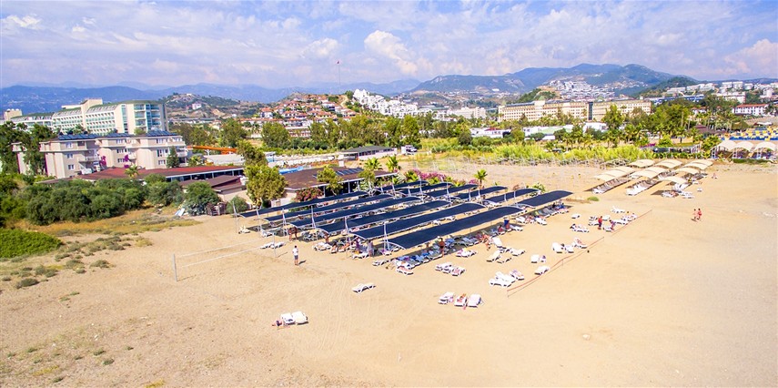 Larissa holiday club