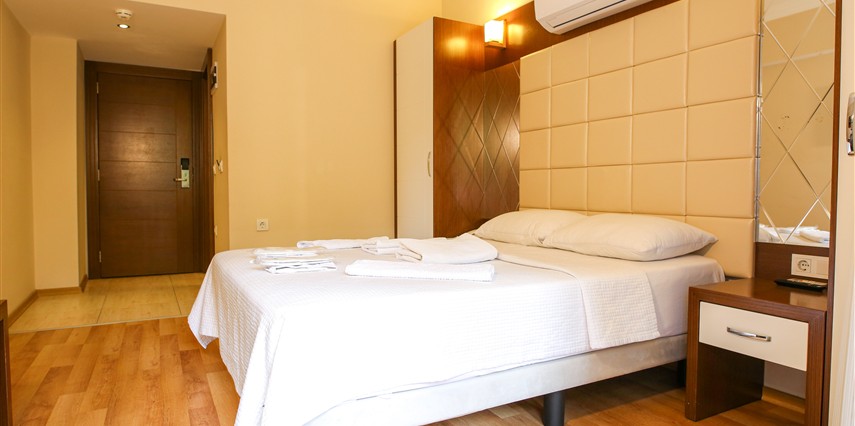 Yuvarlakcay Çınar Butik Otel Muğla Köyceğiz 