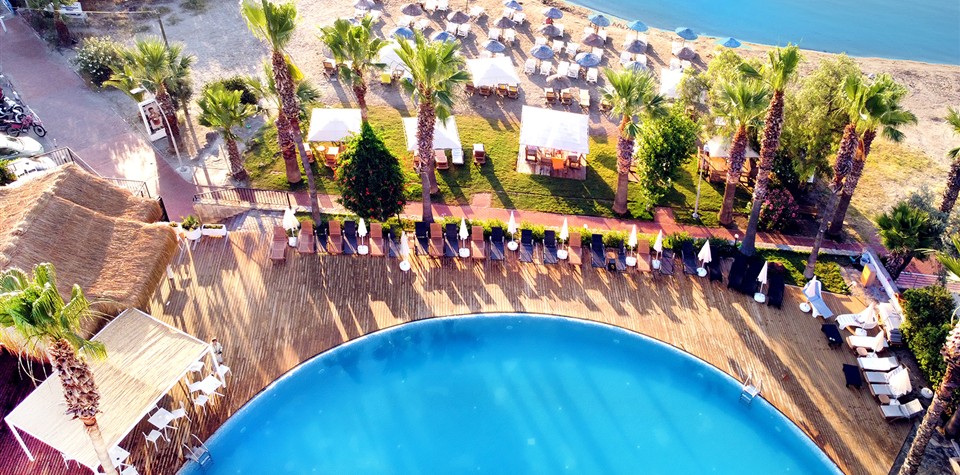 Costa 3S Beach