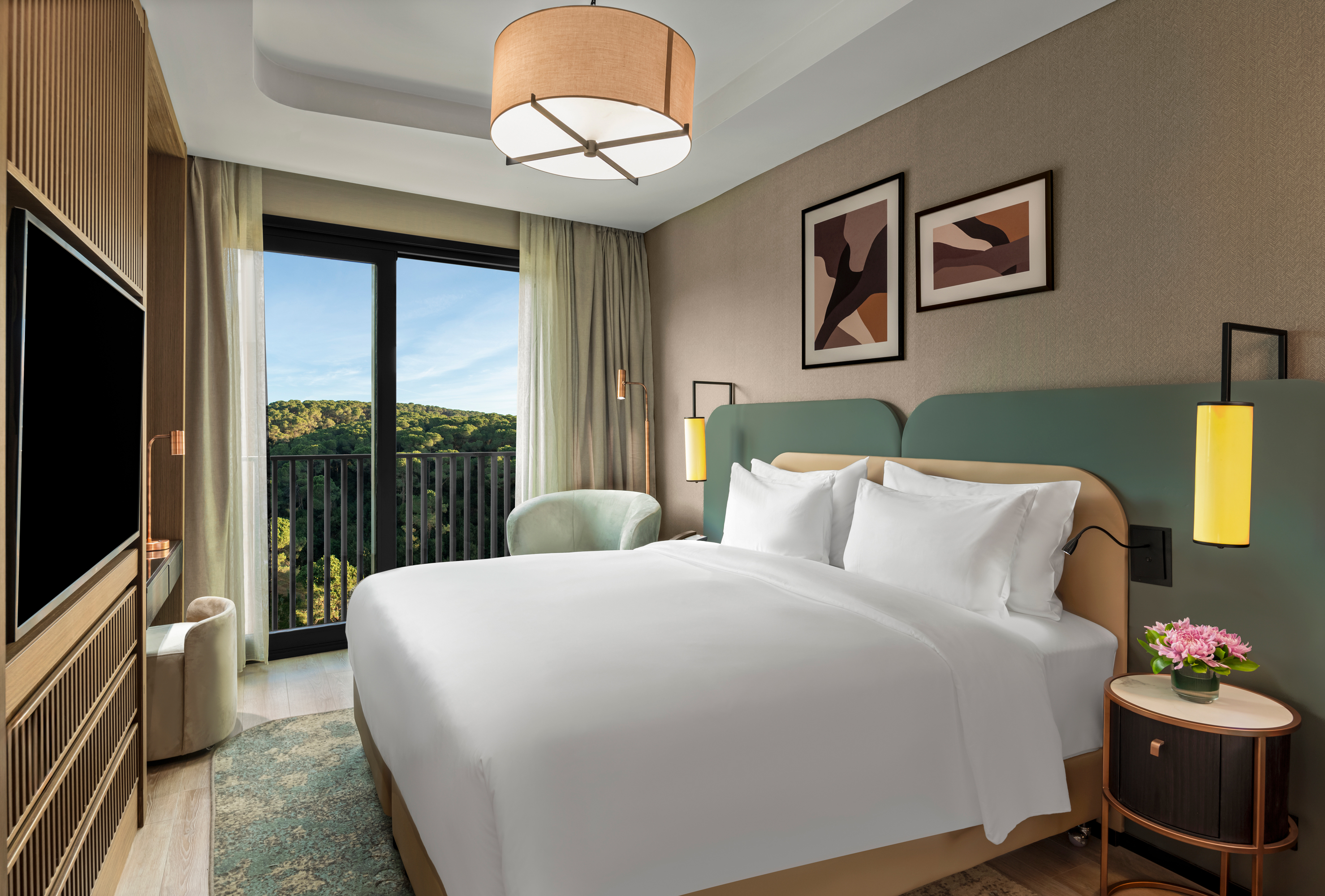 Deluxe Four Bedroom Suite 4+1