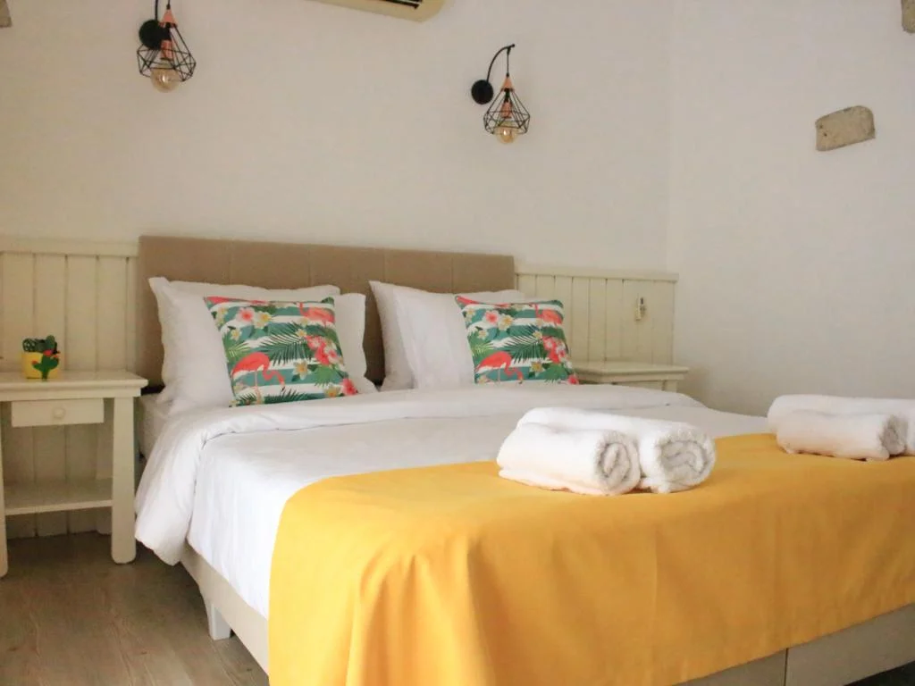 Standard Room, Garden View (Balcony)