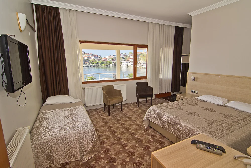Standard Room (3 Person)
