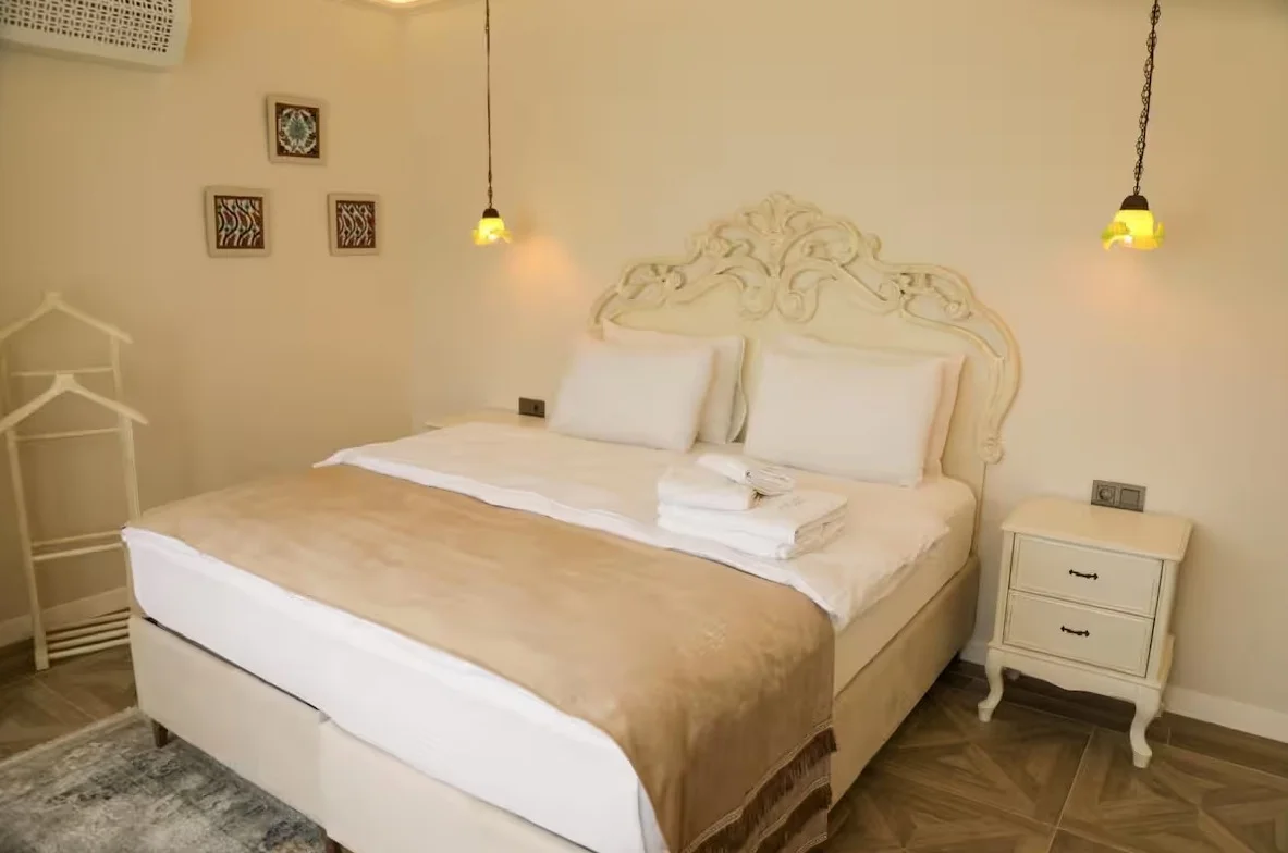 Standart Oda, Bahçe Manzaralı