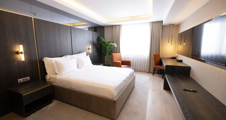 Roof Penthouse Room