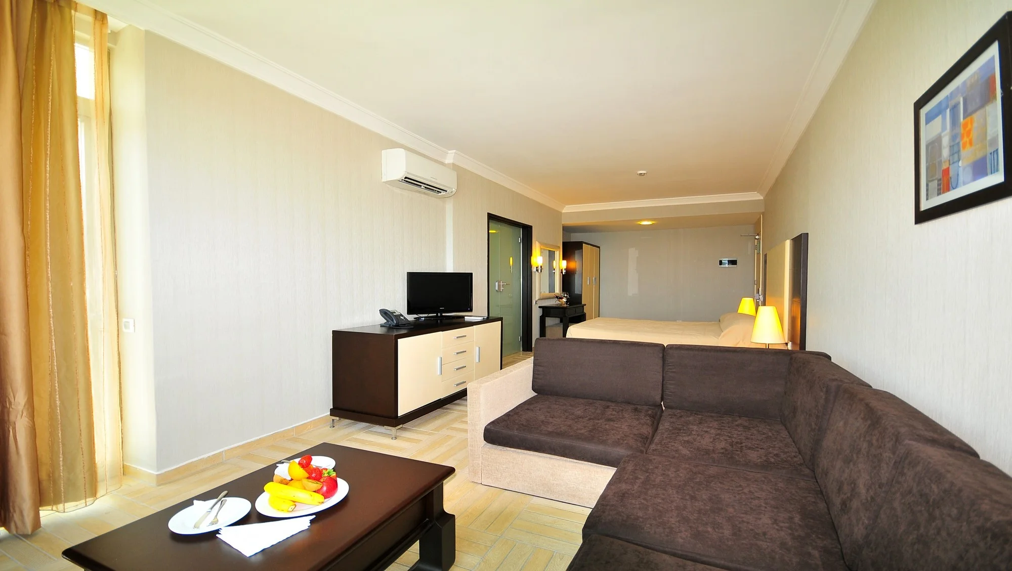 Suite Room