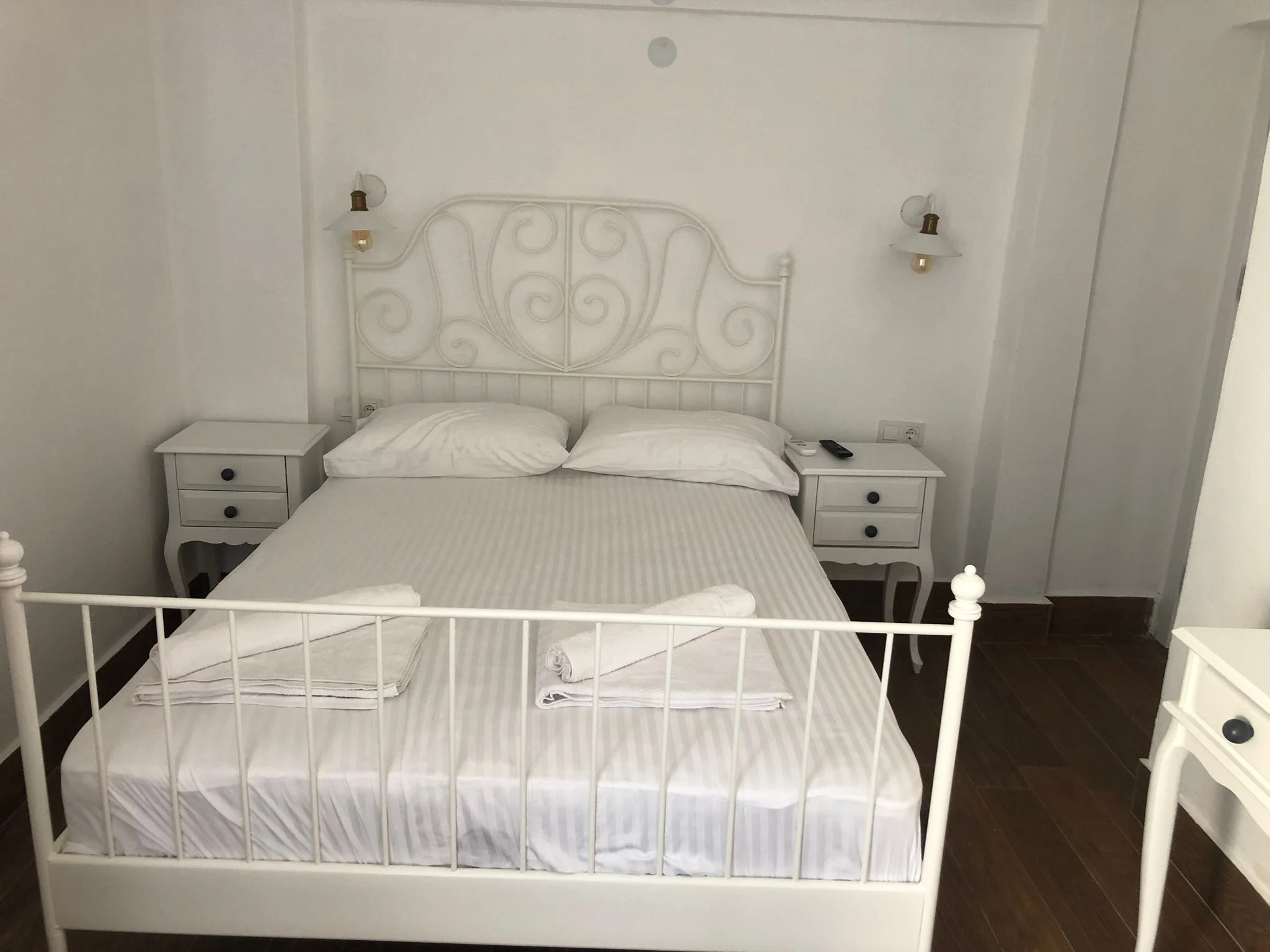 Economy Room (3 Person)