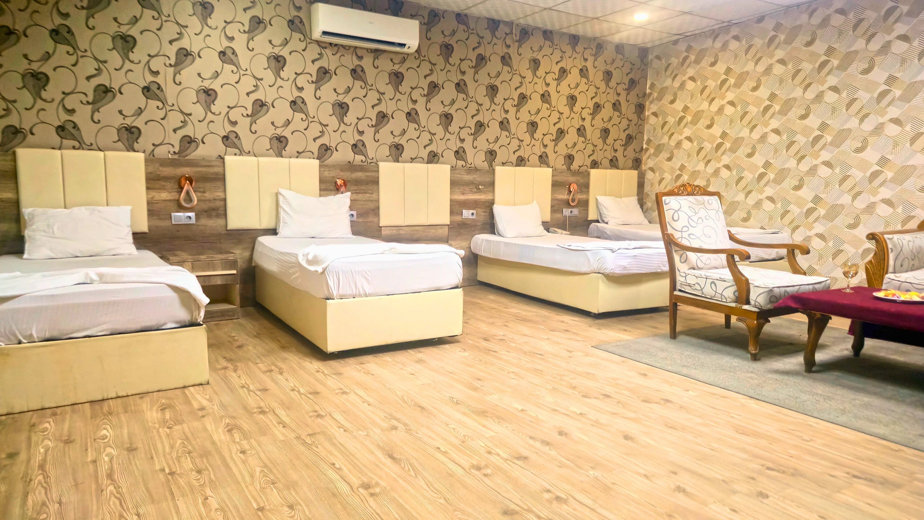 Suite Room