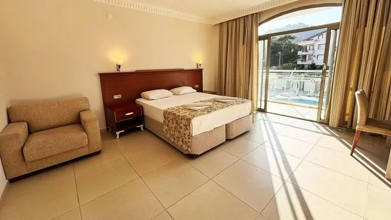 Standard Room (Balcony)