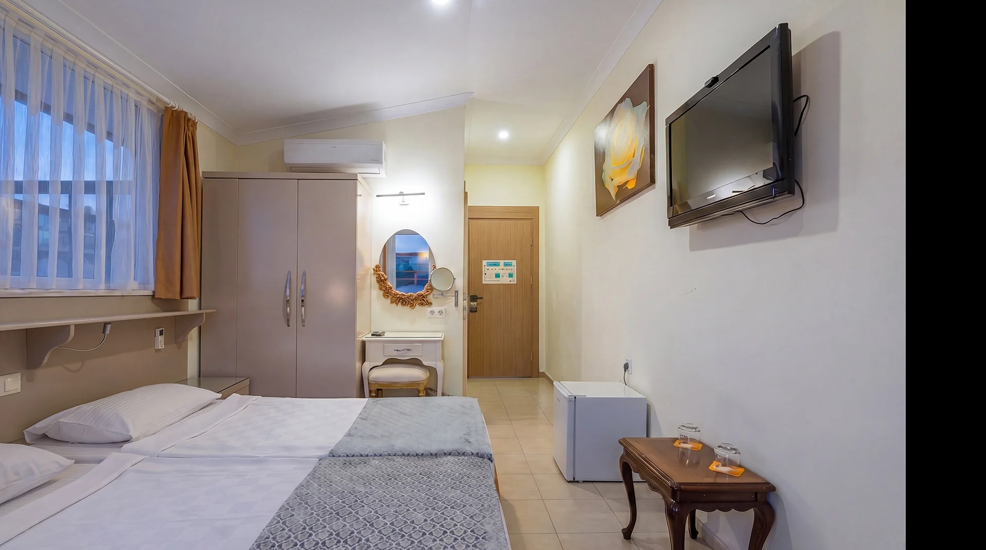 Suite Room