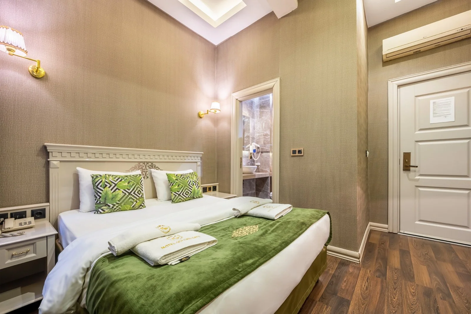 Standard Room, No View, Basement
