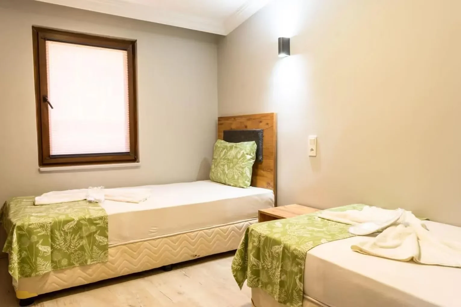 Economy Room