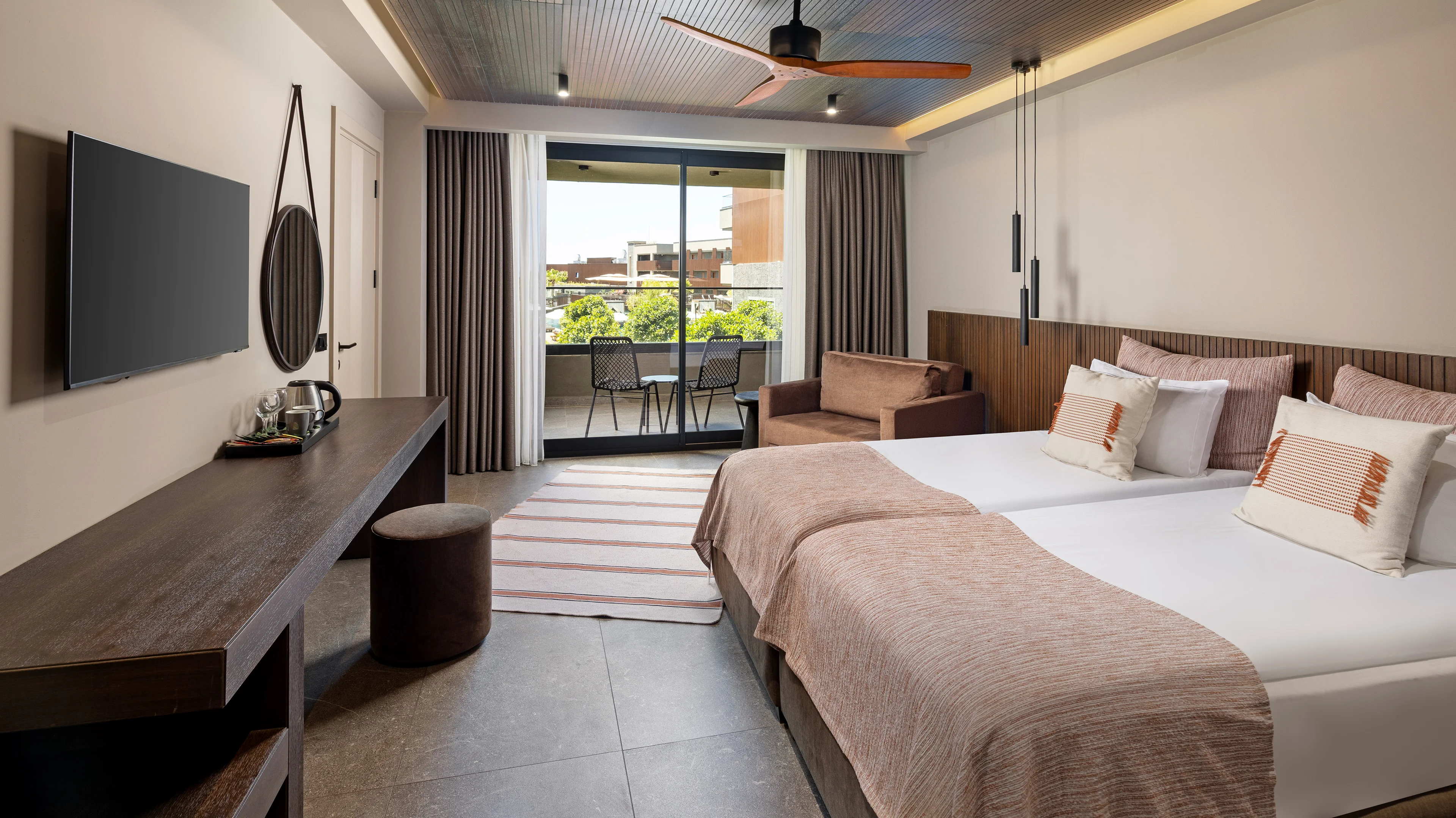 Standard Room, Pool View