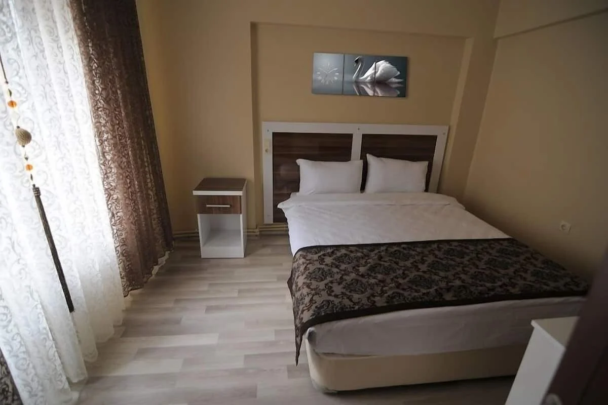 Single Room (1 Person)