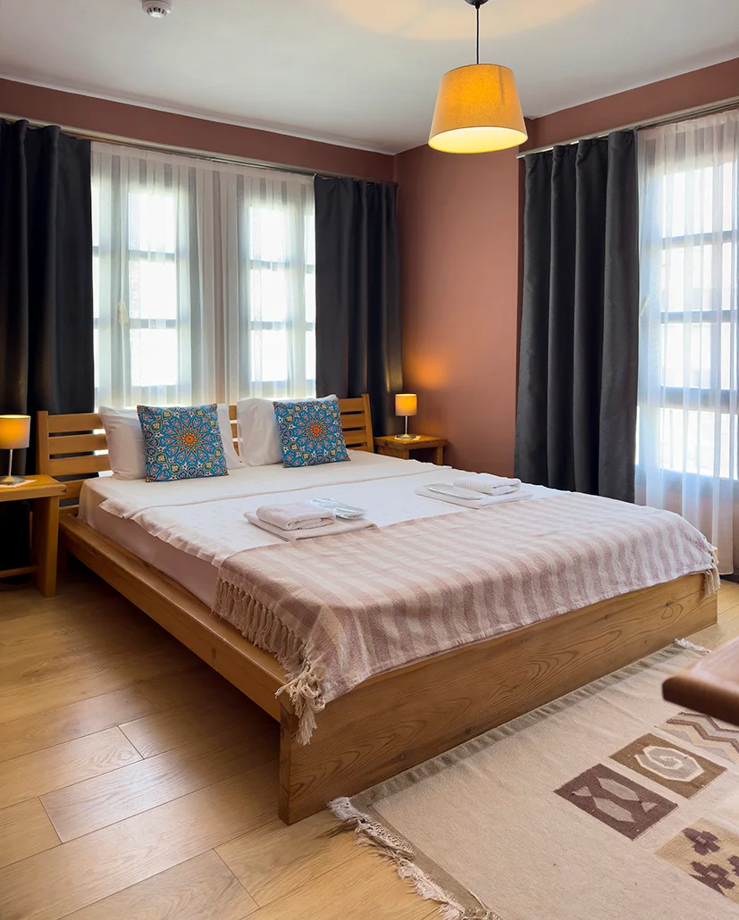 Standart Oda, Şehir Manzaralı
