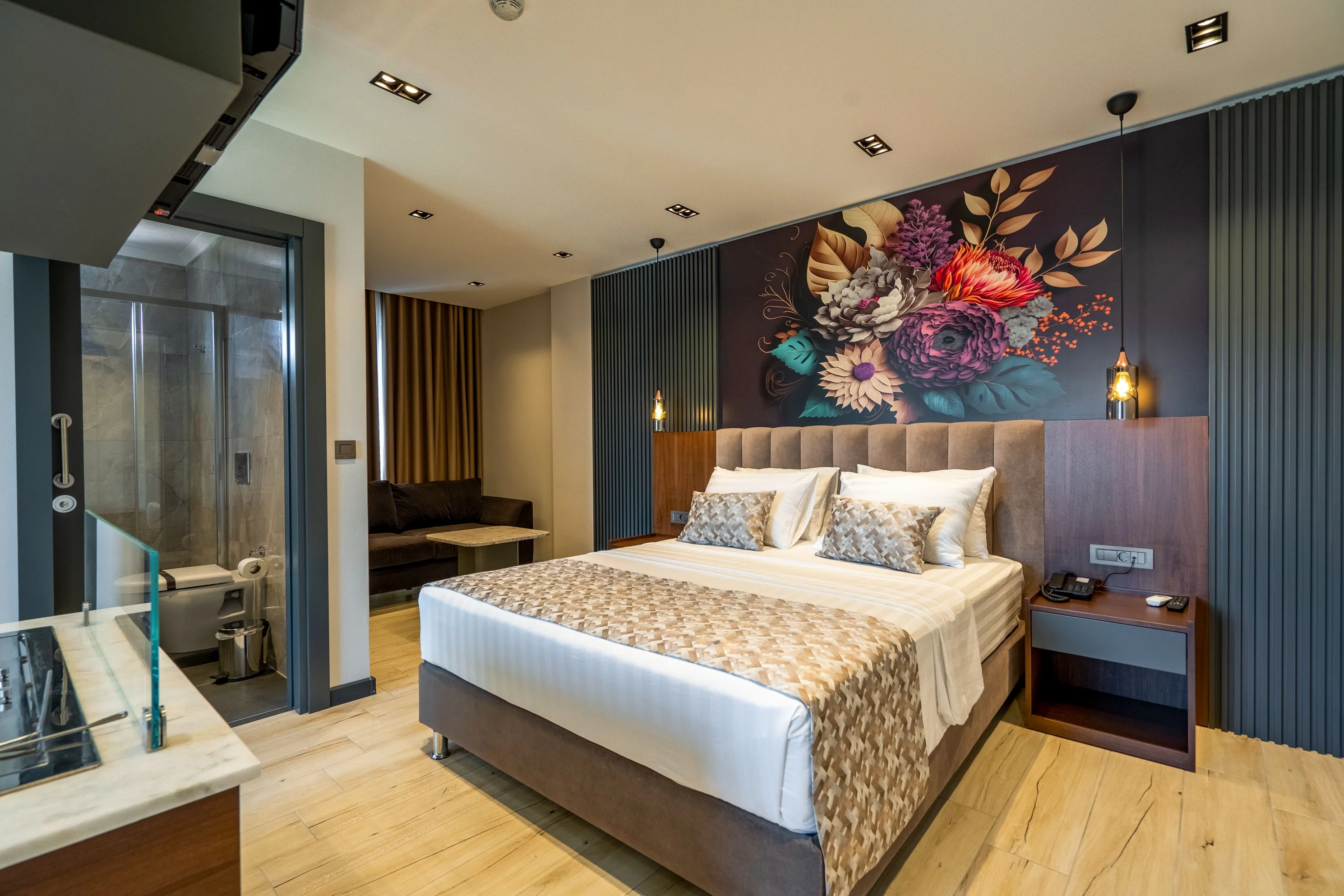 Deluxe Grand With Fireplace Room, Nature View (Balcony)