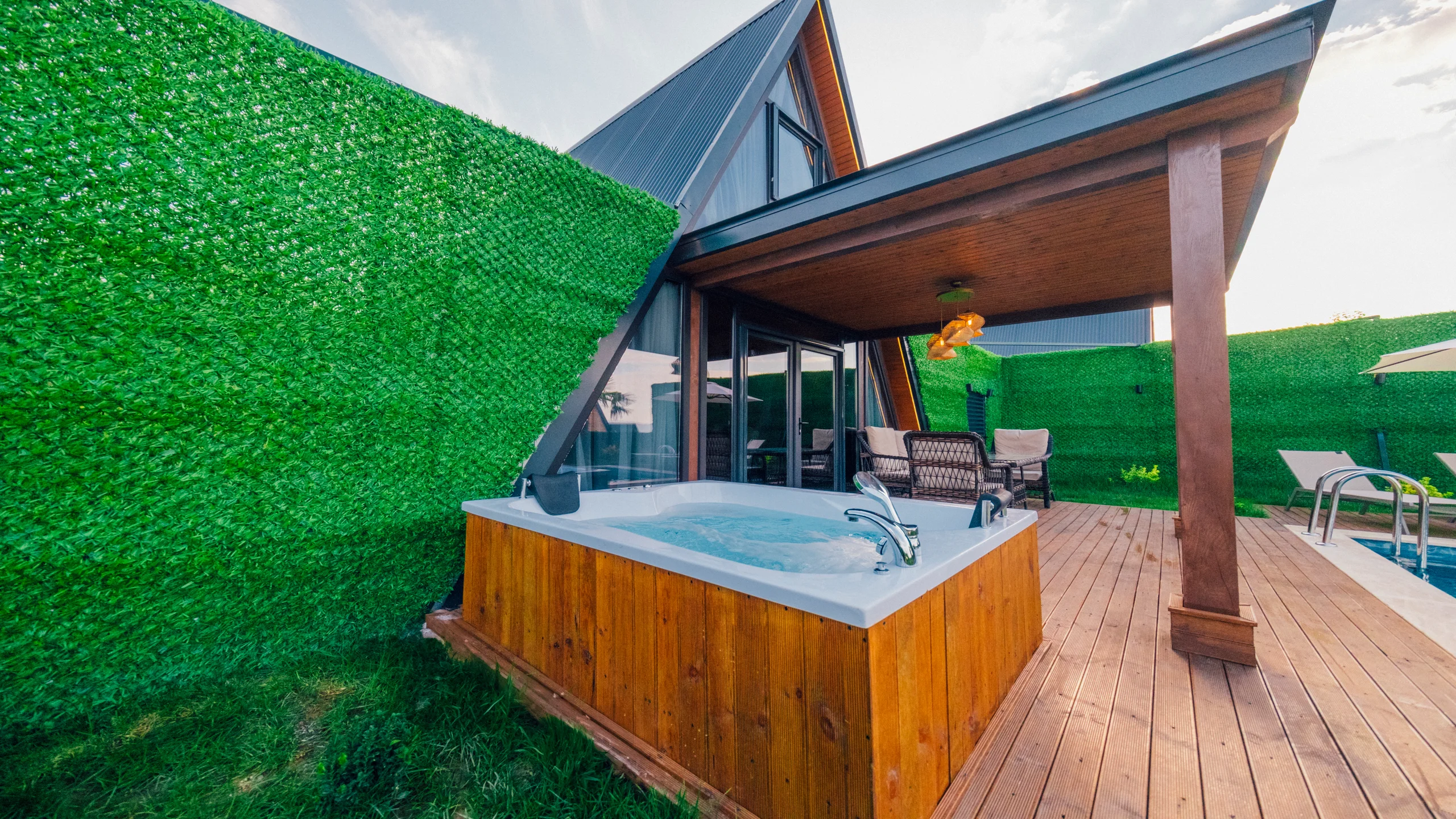Bungalow, Pool View (Jacuzzi)