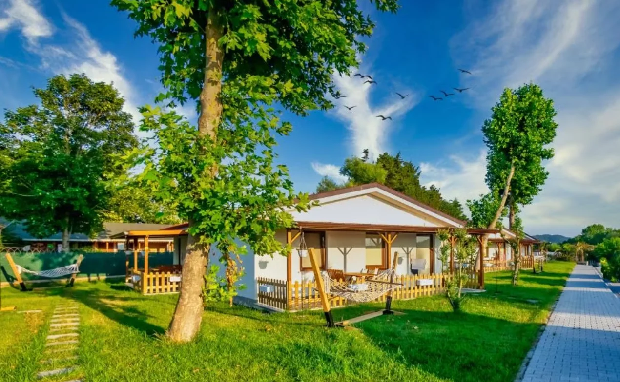 Deluxe Room, Garden View