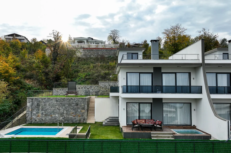 Villa 3+1 Apartment, Pool View