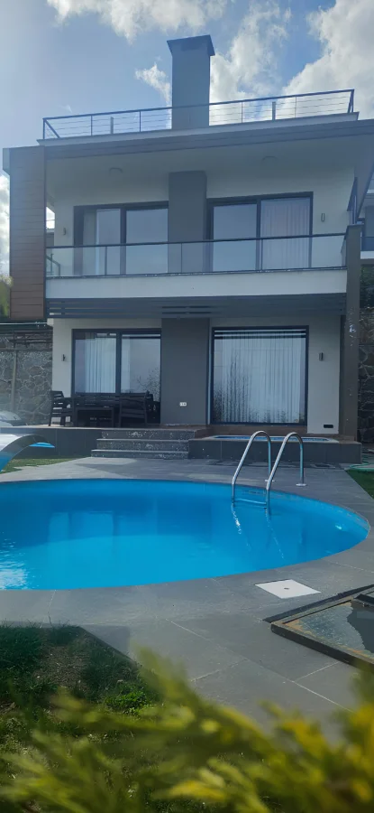 Lake View 2+1 Villa (Heated Pool)